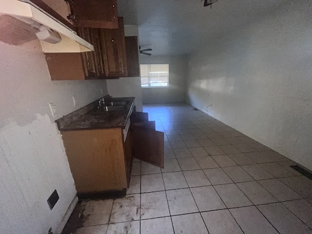 1414 Richard Dr: photo 7
