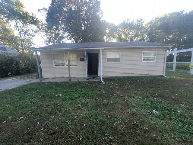 1414 Richard Dr: main photo