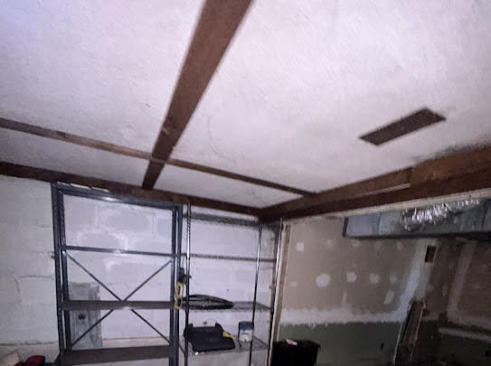 2539 E 28th St: photo 54