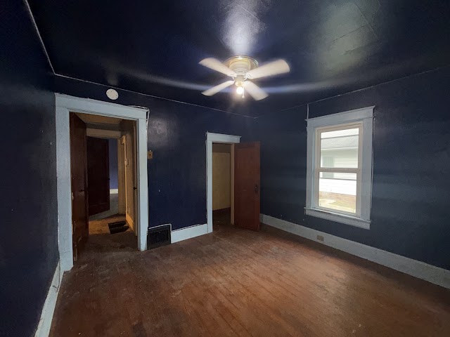 2114 Rockwell St: photo 6