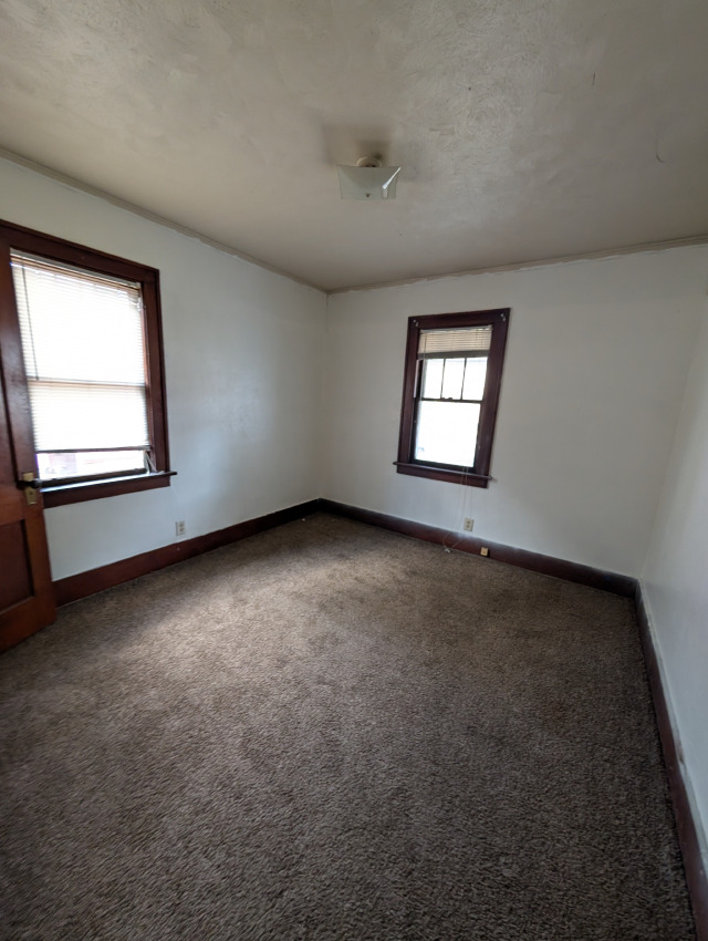 812 W Macqueen Ave: photo 13