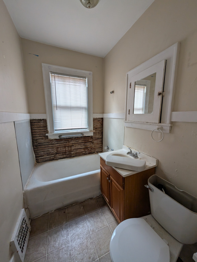 812 W Macqueen Ave: photo 15