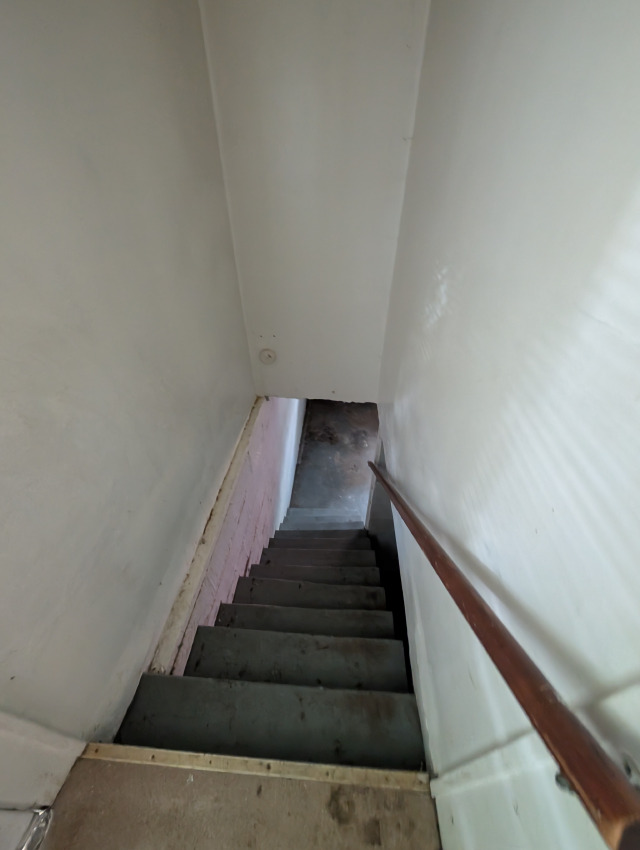 812 W Macqueen Ave: photo 17