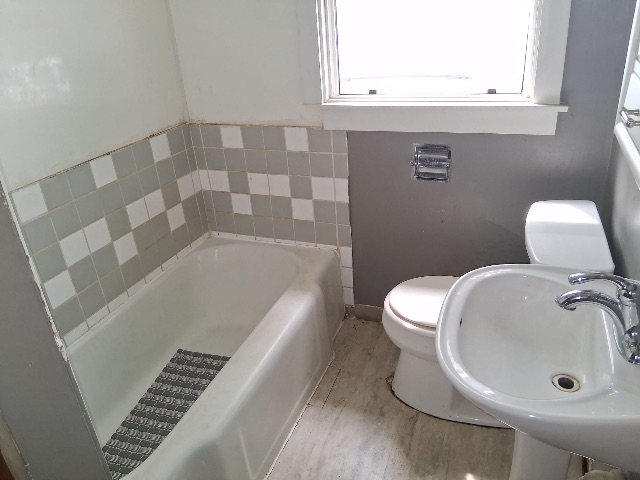 1818 E Clay St — photo 14