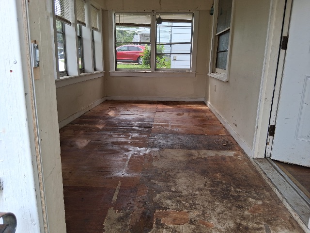 1818 E Clay St — photo 17