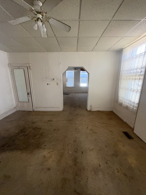2028 E Prairie Ave: photo 32