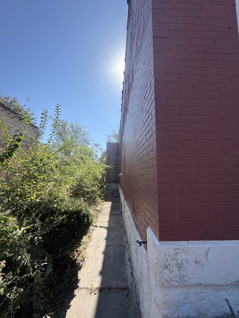 2028 E Prairie Ave: photo 26