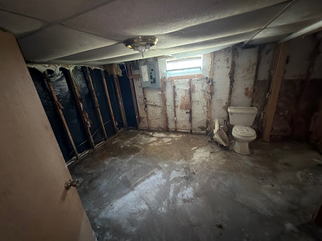 319 W Corbin St — photo 15