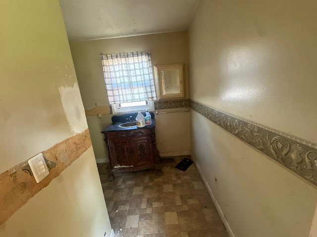 319 W Corbin St — photo 22