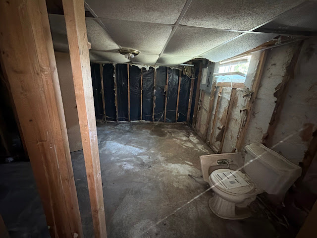 319 W Corbin St — photo 25