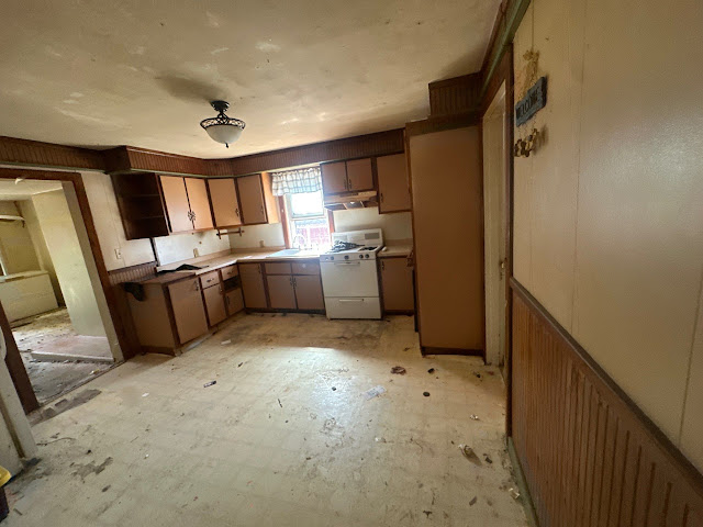 319 W Corbin St — photo 8