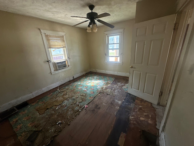 319 W Corbin St — photo 11
