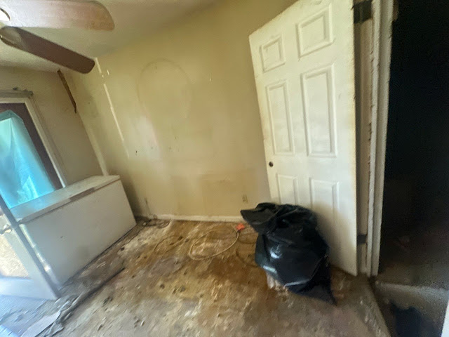 319 W Corbin St — photo 21